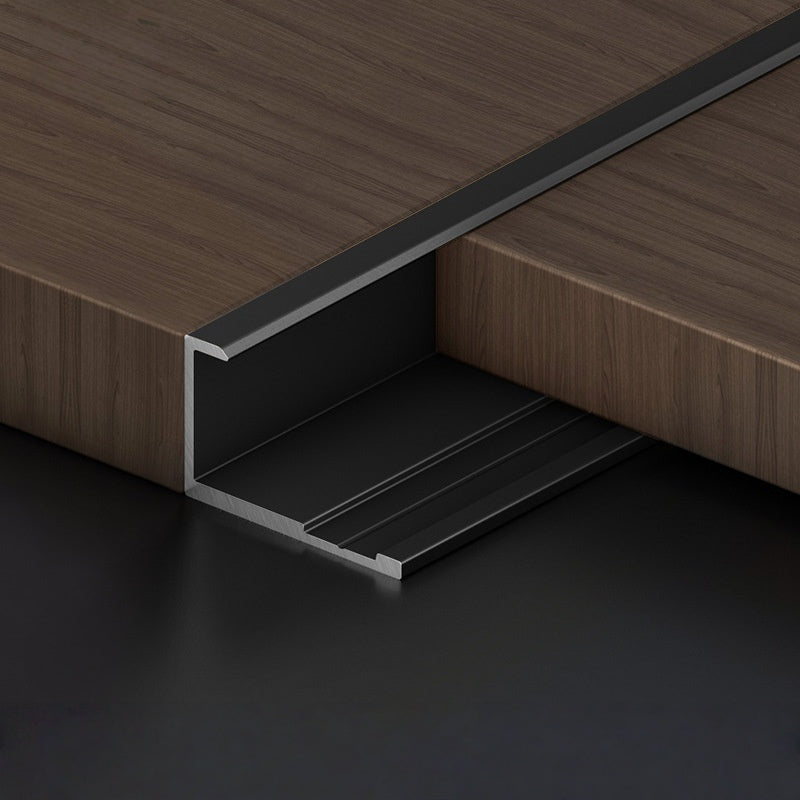 Durable aluminum wall trim
Aluminum edge protection trim
Metal wall panel trim sample